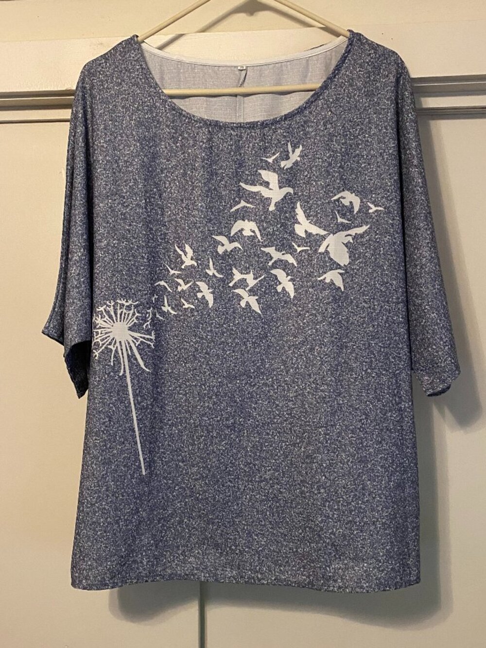 Very pretty, blue marbled, short sleeved tunic, size 3XL